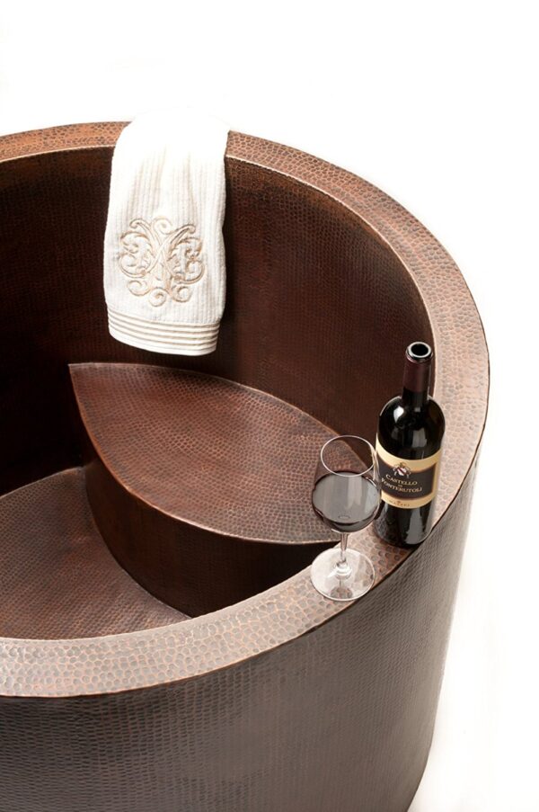 Round Japanese Soaking Style Antique Finish Copper Bathtub