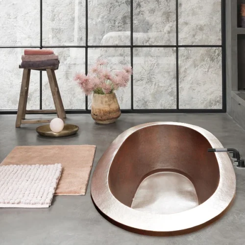 Copper Bathtub Big Lip