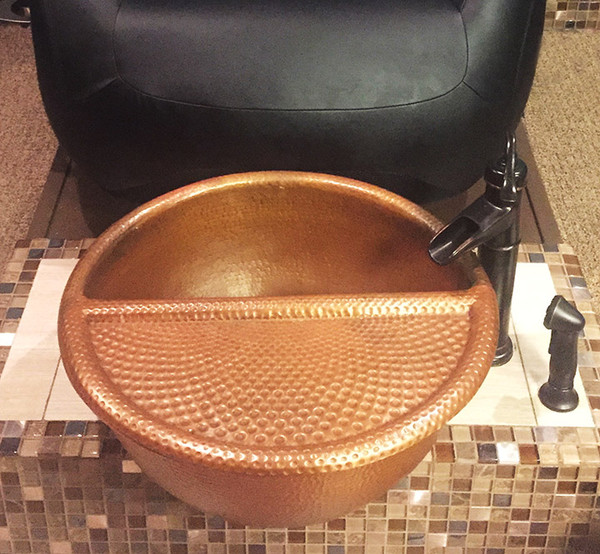 Hammered Copper Pedicure Bowl with Foot Rest