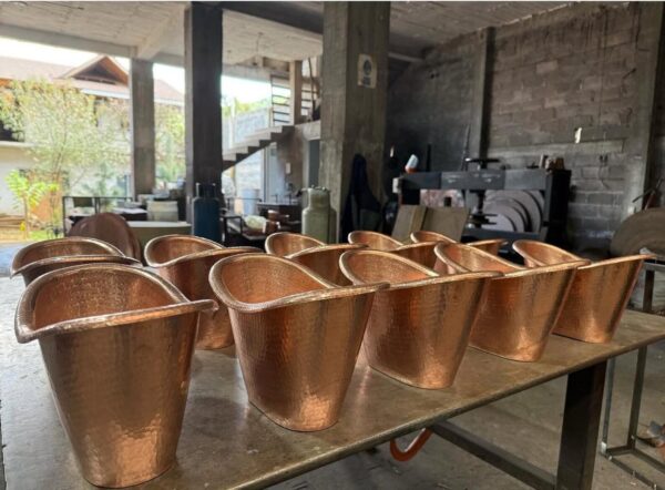 Copper Hammered Oval Bucket