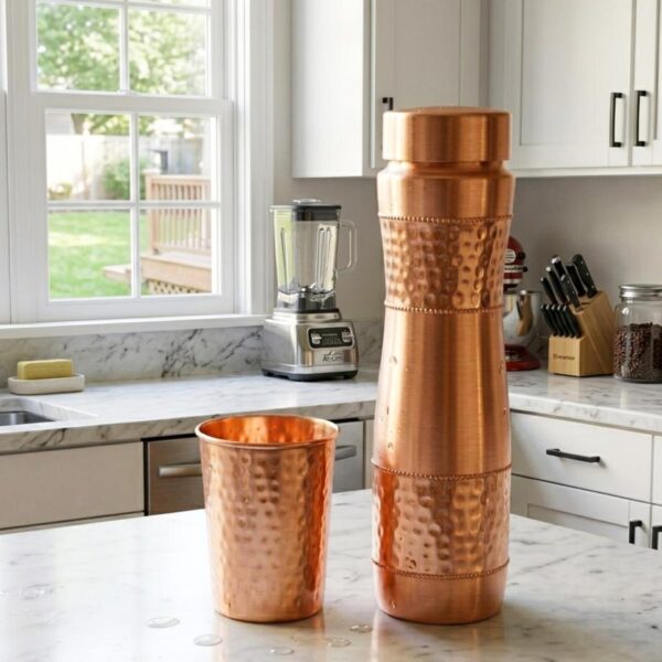 Hammered Pure Copper Water Bottle 950ml - Ayurvedic 100% Pure Copper Bottle for Healthy Drinking, Yoga & Detox, Leak Proof , Meditation Gift