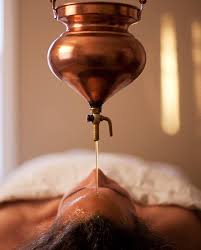 Pure Copper Shirodhara Pot Ayurvedic Equipment with Control Valve and Brass Chain