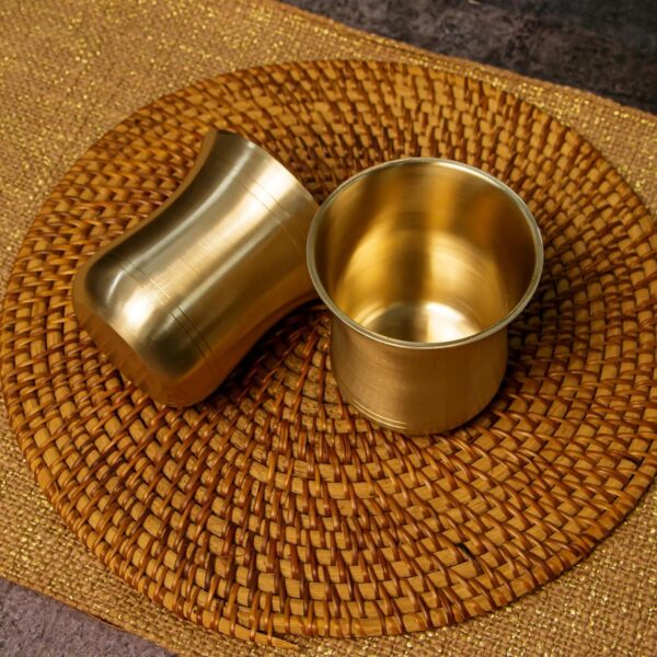 Version 1.0.0 Brass Curved Tumbler, Handmade Drinkware, Traditional Brass Serveware for Water, Perfect for Home, Office, Restaurants & Festivals 300 ml